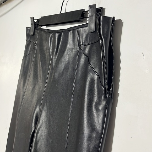 ZARA Black Faux Leather Leggings Size Large - Picture 6 of 9